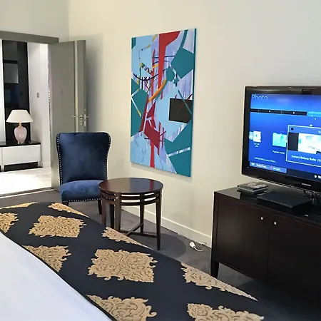 Mondrian Luxury & Old Town קרקוב