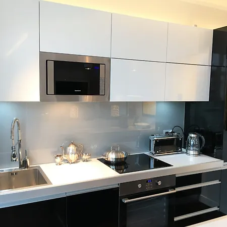 Mondrian Luxury & Old Town