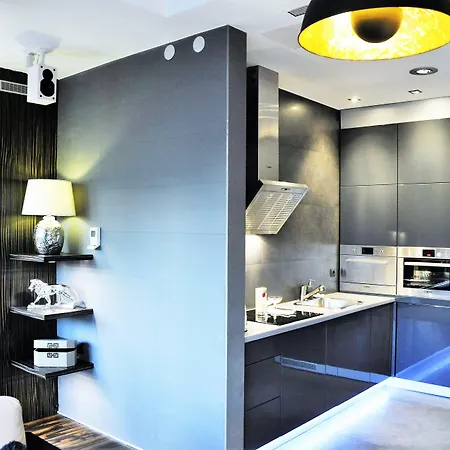 Mondrian Luxury & Old Town