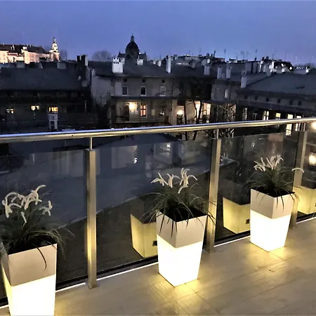 Mondrian Luxury & Old Town