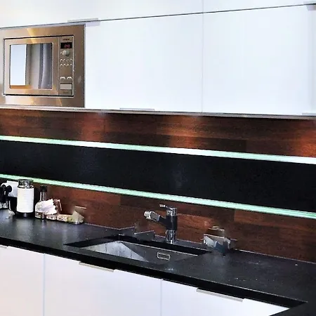 Mondrian Luxury & Old Town Lejlighedshotel