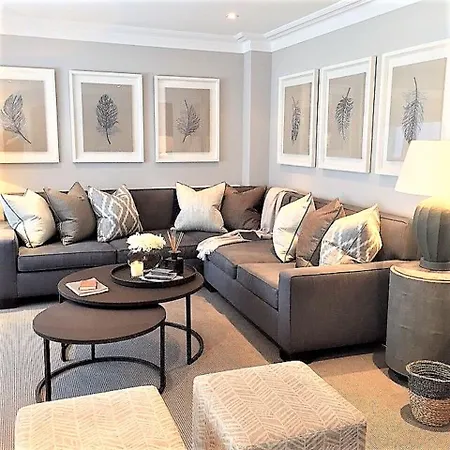 Mondrian Luxury & Old Town Lejlighedshotel